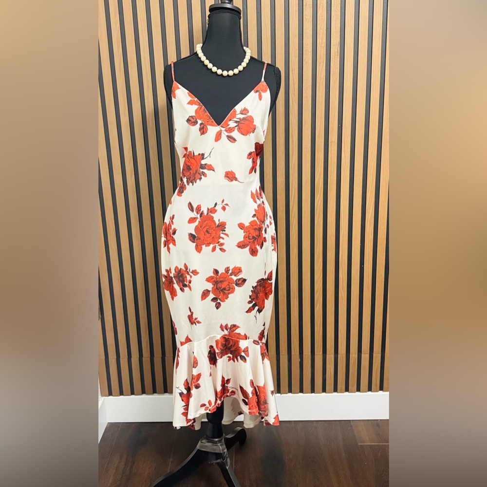 Stretchy Floral V-Neck white and Red Slip dress